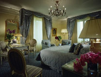 Four Seasons Hotel George V room