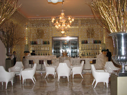 Caviar & Champagne Lounge